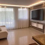 Dammar Luxury